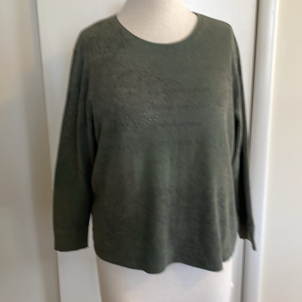 Sonoma: Olive Green Ribbed Top. Long-Sleeved Round Neck Size- 3X. EUC.